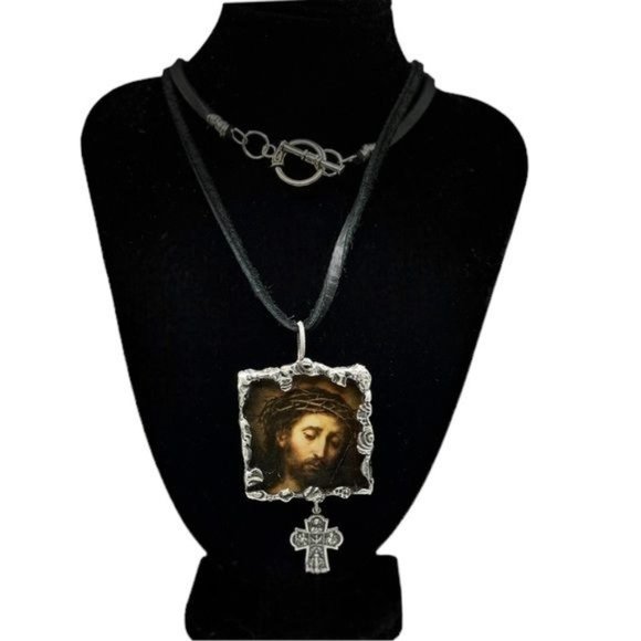 Suffering Christ Painting by Bartolomé Esteban Murillo Glass Hand Solder Pendant - Picture 9 of 15